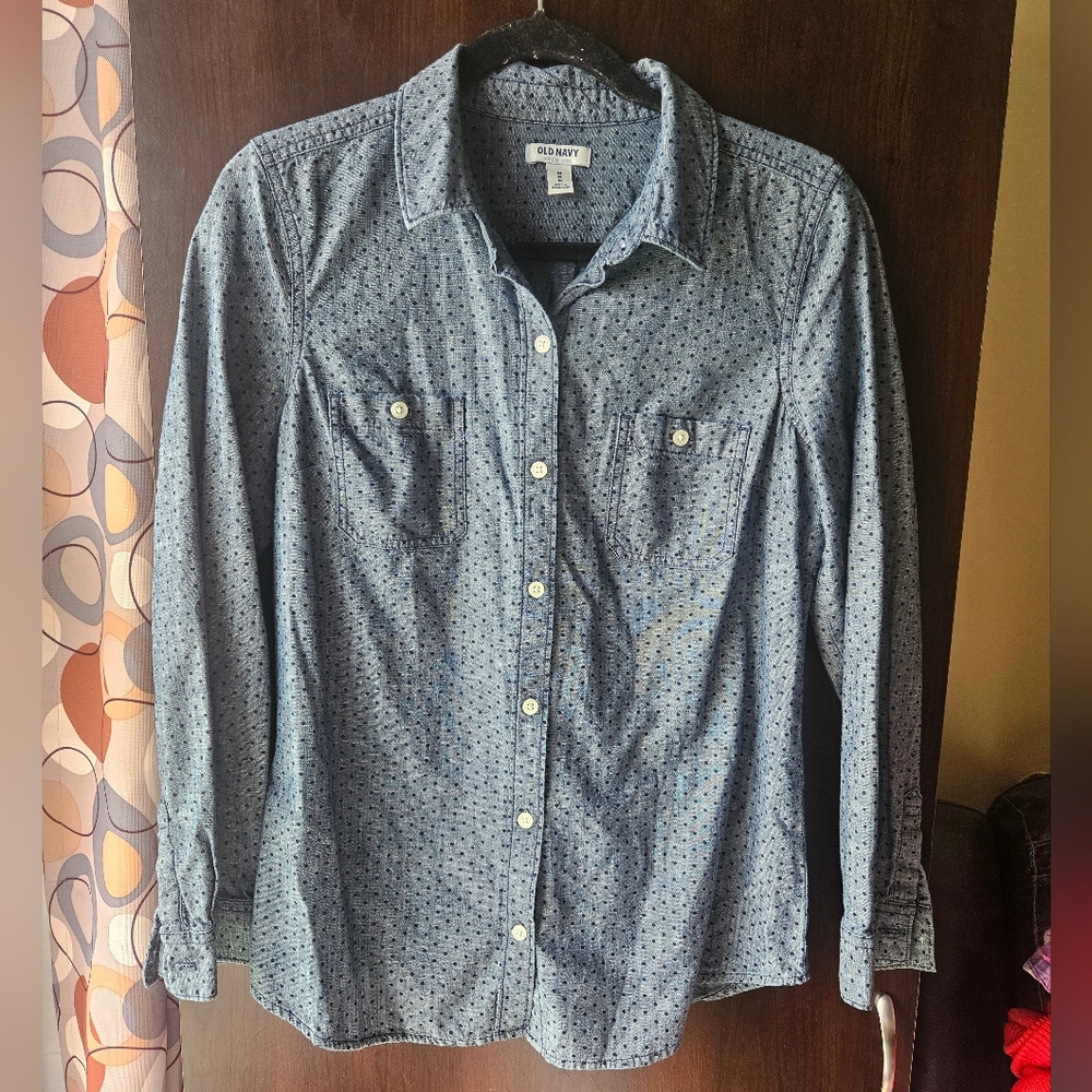 Old Navy Dark Blue Polka Dot Button Down Shirt Size Medium